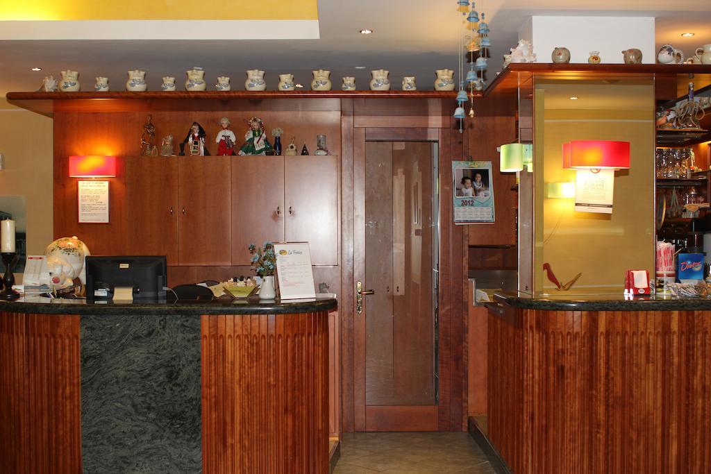 Hotel La Fenice Lignano Sabbiadoro Extérieur photo