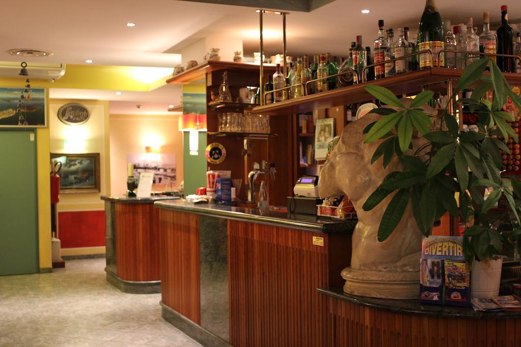 Hotel La Fenice Lignano Sabbiadoro Extérieur photo