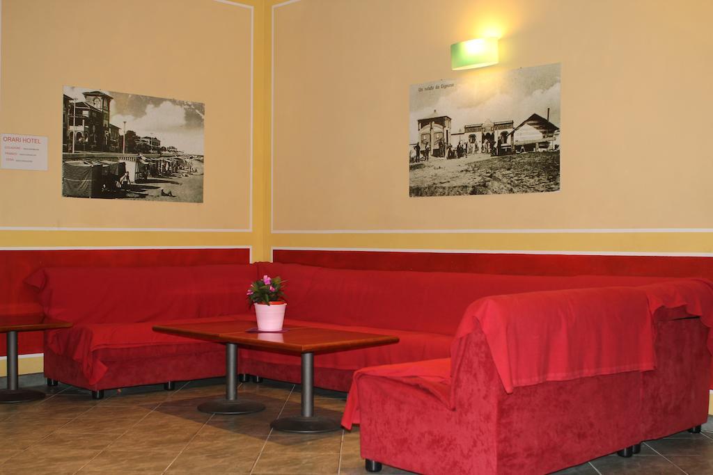 Hotel La Fenice Lignano Sabbiadoro Extérieur photo